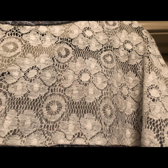 Absolutely Famous paisley & lace knit top - Picture 7 of 8